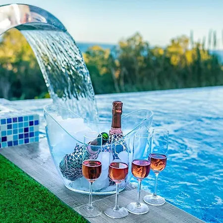 Villa Luxury With Sea Views - Heated Pool-jacuzzi