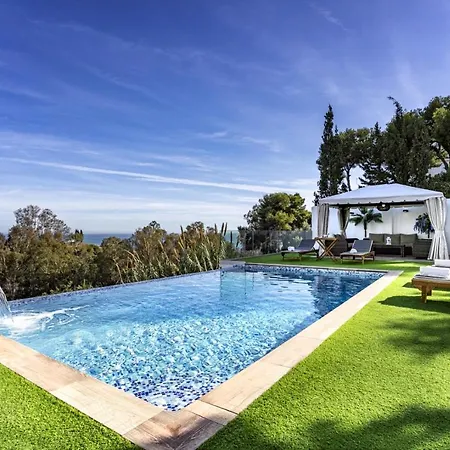 Luxury With Sea Views - Heated Pool-jacuzzi Villa *